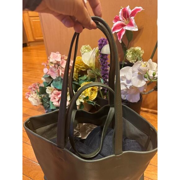 NWOT Cuyana Classic Easy Tote purse bag (500 - Picture 3 of 9